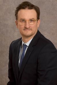 Oliver Panzer, MD Profile Headshot